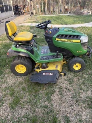 Image of John Deere S240 Primary image