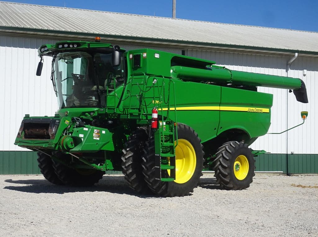 Image of John Deere S760 Primary image