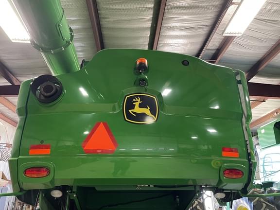 Image of John Deere S770 equipment image 4