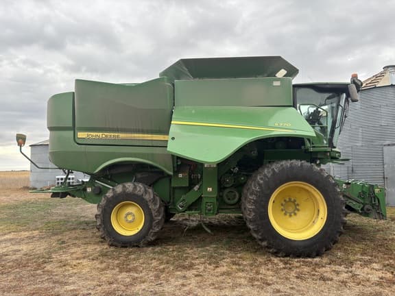 Image of John Deere S770 equipment image 4