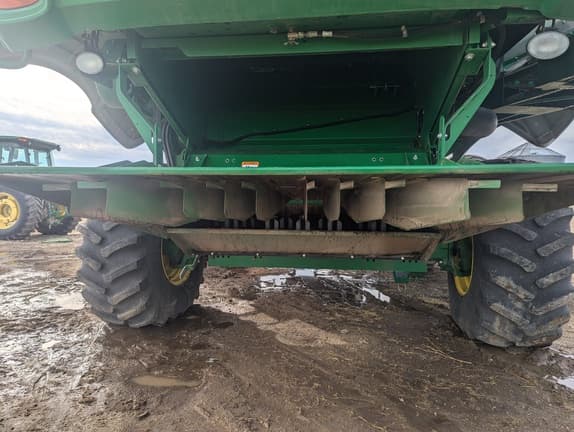 Image of John Deere S770 equipment image 3