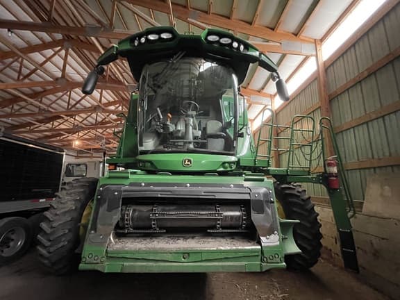 Image of John Deere S770 equipment image 1
