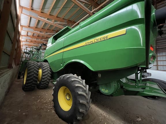 Image of John Deere S770 equipment image 3