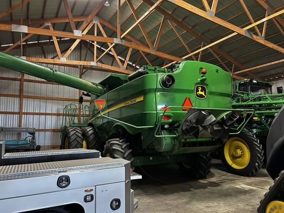 Image of John Deere S780 Primary image