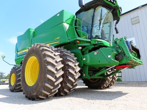 Image of John Deere S780 equipment image 3