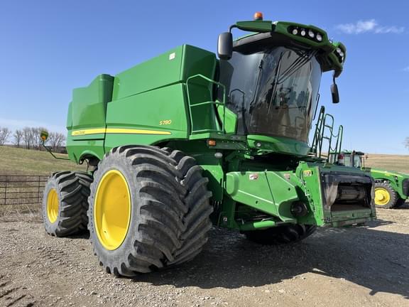 Image of John Deere S780 Primary image