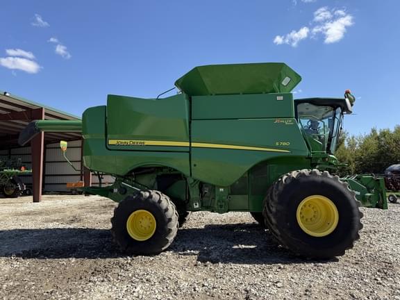 Image of John Deere S780 equipment image 3