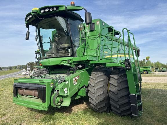 Image of John Deere S780 Primary image