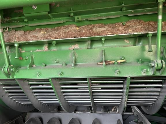 Image of John Deere S780 equipment image 4