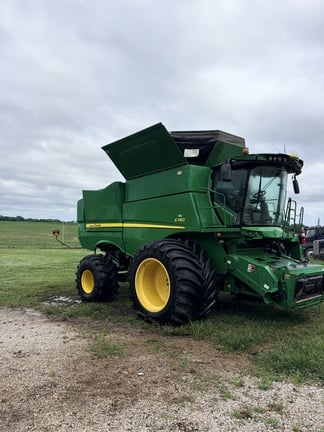 2018 John Deere S780 Equipment Image0