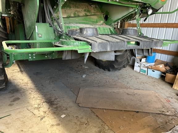 Image of John Deere S780 equipment image 1