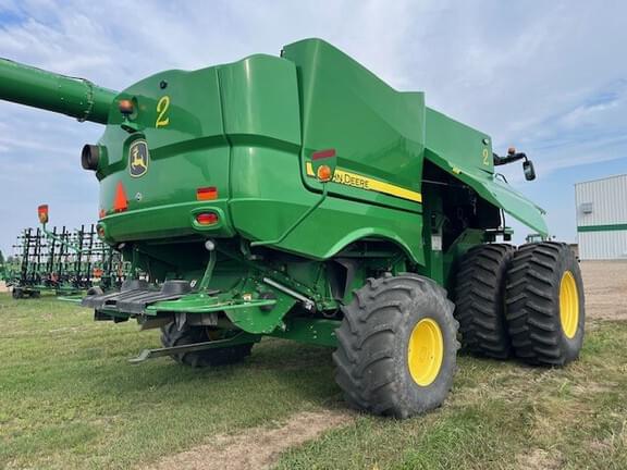 Image of John Deere S780 equipment image 4