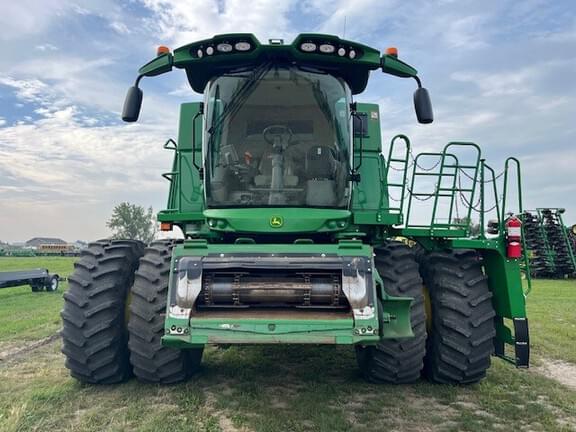 Image of John Deere S780 equipment image 2
