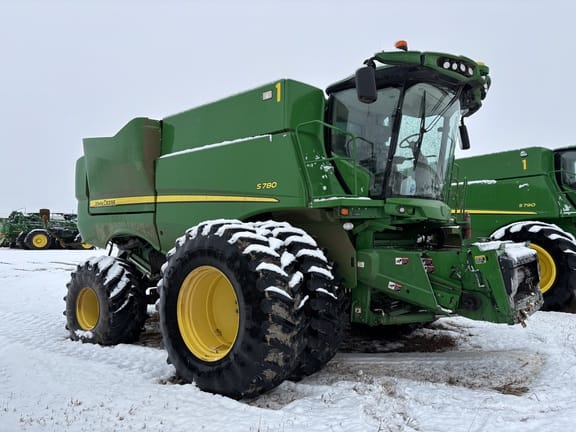 2018 John Deere S780 Equipment Image0