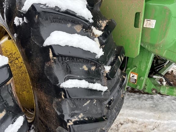 Image of John Deere S780 equipment image 2