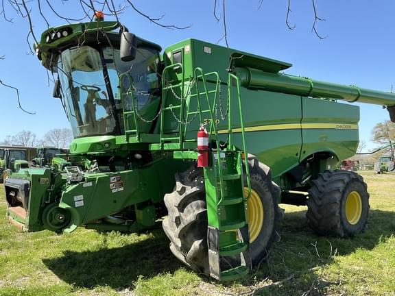 Image of John Deere S790 Primary image