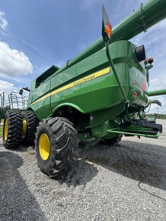 Image of John Deere S790 equipment image 3