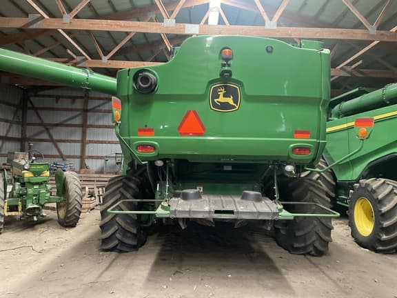 Image of John Deere S790 equipment image 4