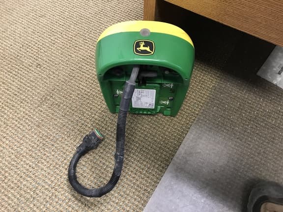 Image of John Deere StarFire 6000 equipment image 1