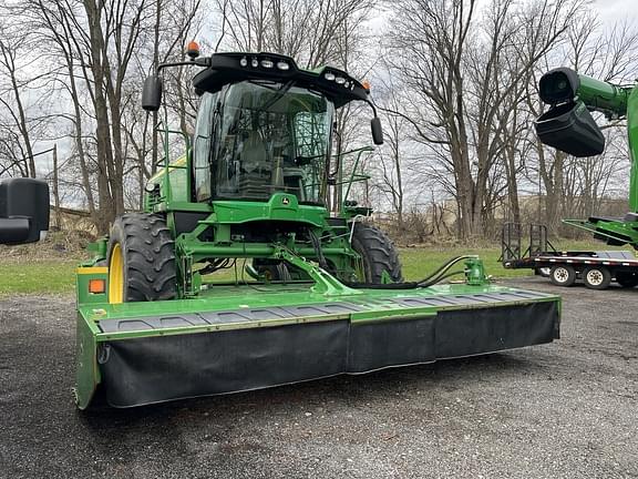 Image of John Deere W235 equipment image 2