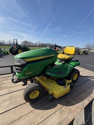 2018 John Deere X350 Equipment Image0