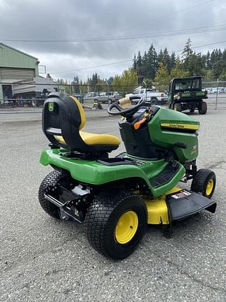 Image of John Deere X370 equipment image 4