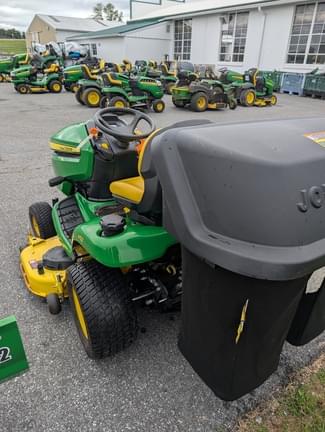 Image of John Deere X384 equipment image 3