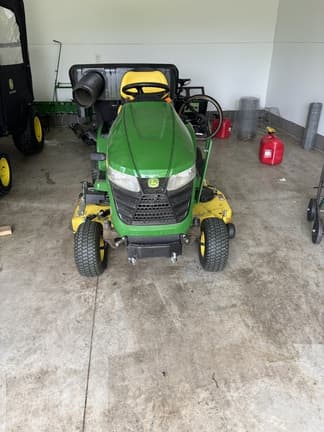 Image of John Deere X384 equipment image 1
