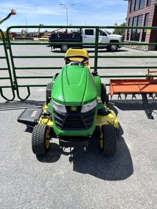Image of John Deere X394 equipment image 2