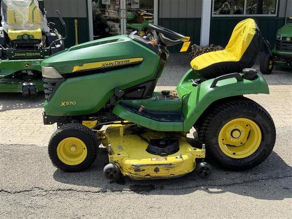 Image of John Deere X570 equipment image 1