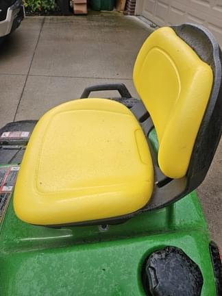 Image of John Deere X570 equipment image 2