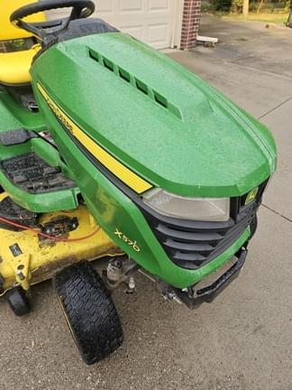Image of John Deere X570 equipment image 1