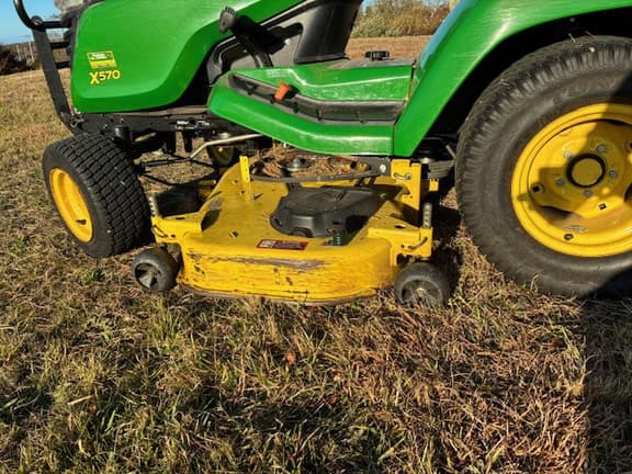 Image of John Deere X570 equipment image 2