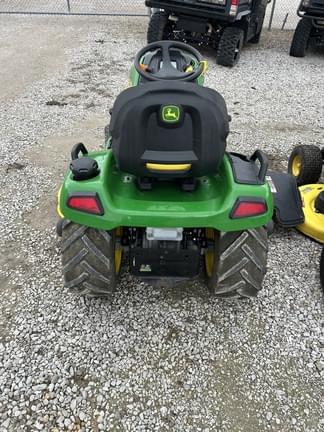 Image of John Deere X570 equipment image 4