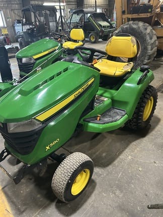 2018 John Deere X580 Equipment Image0