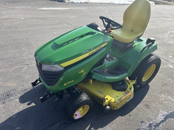 2018 John Deere X584 Equipment Image0