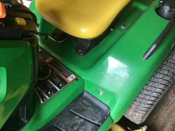 Image of John Deere X584 equipment image 4