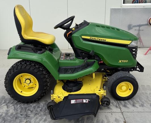 Image of John Deere X590 equipment image 1