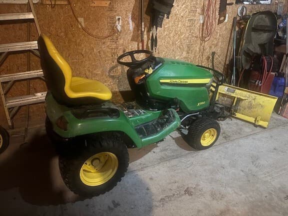 Image of John Deere X590 equipment image 1