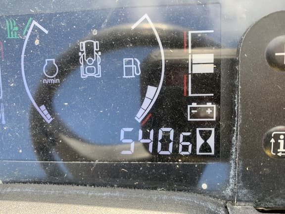 Image of John Deere X730 equipment image 4