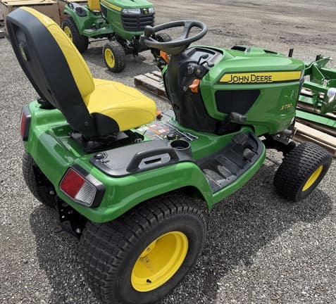 Image of John Deere X730 equipment image 4
