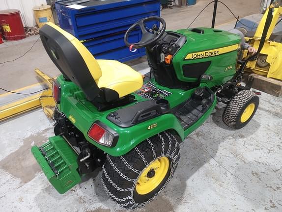 Image of John Deere X734 equipment image 2