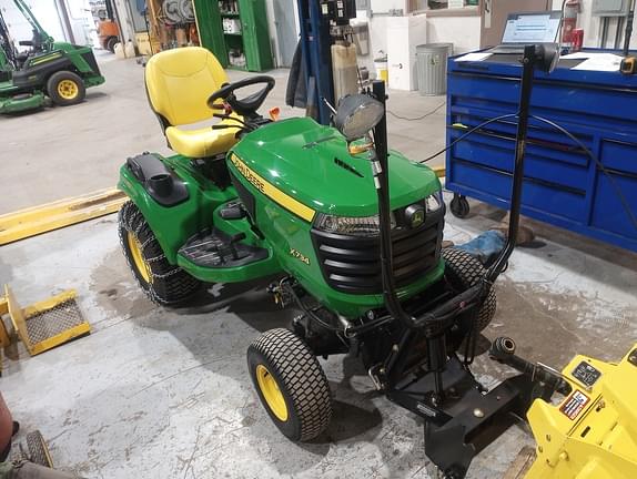 Image of John Deere X734 Primary image
