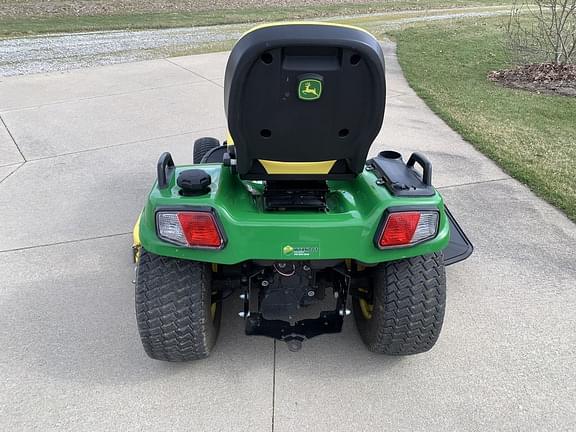 Image of John Deere X734 equipment image 2