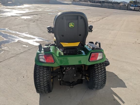 Image of John Deere X754 equipment image 4