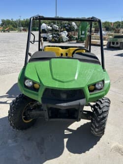 Image of John Deere XUV 560E equipment image 1