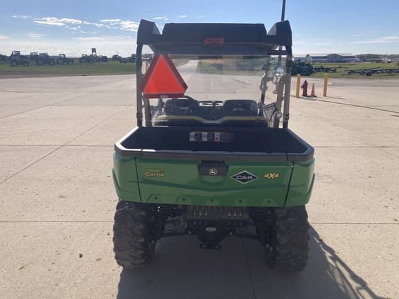 Image of John Deere XUV 590E equipment image 4