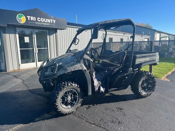 2018 John Deere XUV 590M Equipment Image0