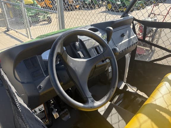 Image of John Deere XUV 590M equipment image 4