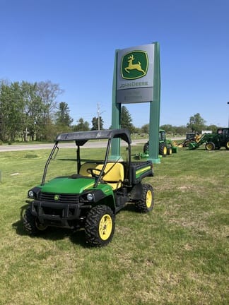 2018 John Deere XUV 825M Equipment Image0